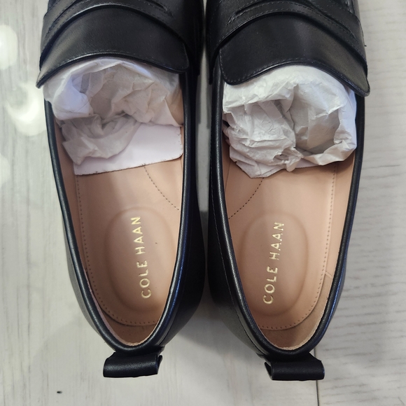 Women's Cole Haan Black Leather Slip-On Loafers 10.5 B. - new - Picture 6 of 8